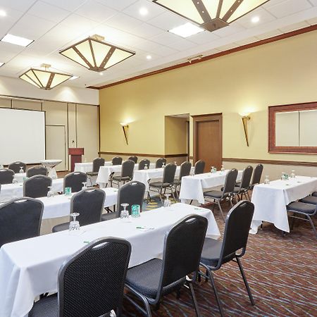 Holiday Inn Chicago Matteson Conference Center, An Ihg Hotel Bagian luar foto