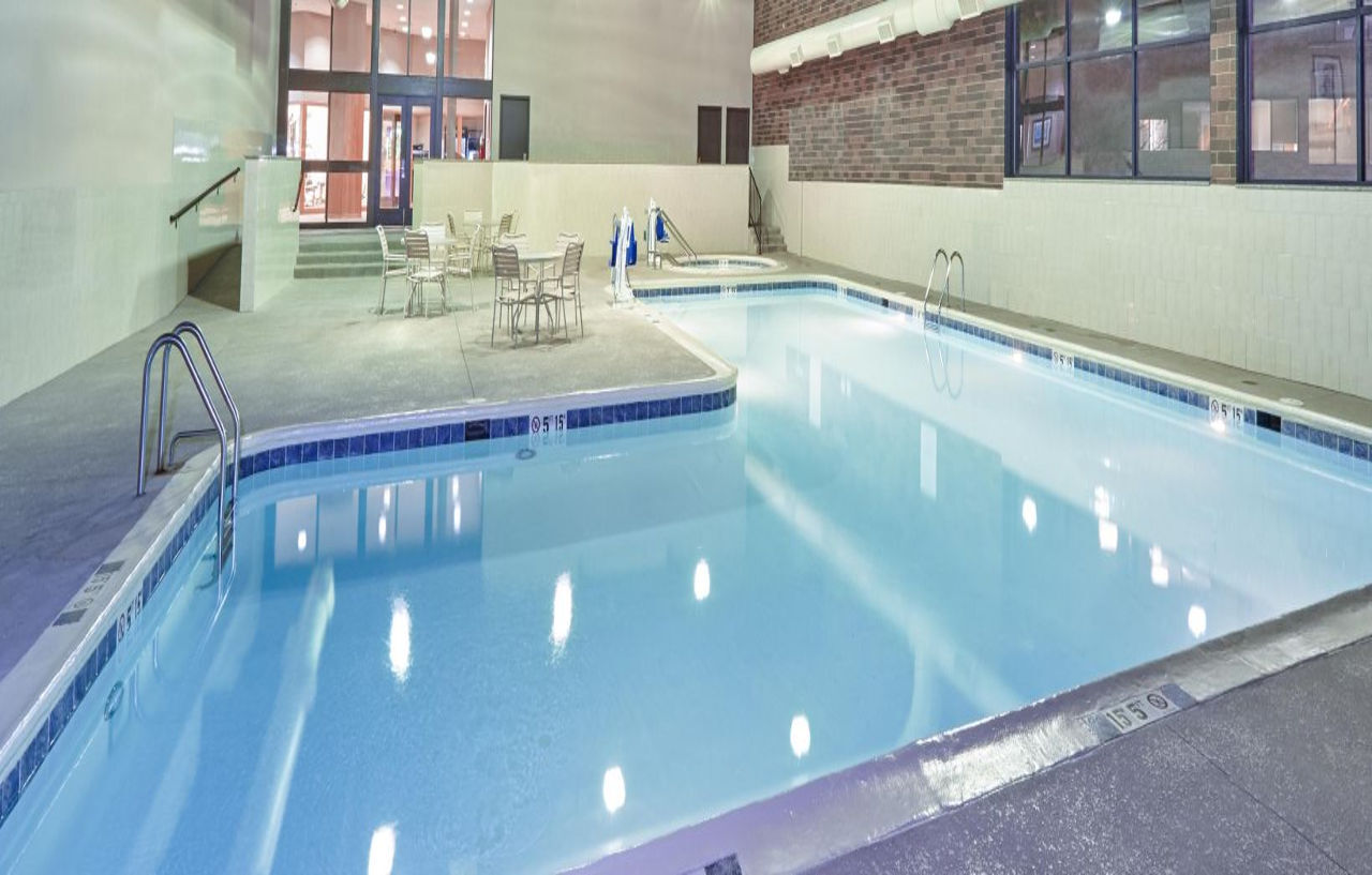 Holiday Inn Chicago Matteson Conference Center, An Ihg Hotel Bagian luar foto